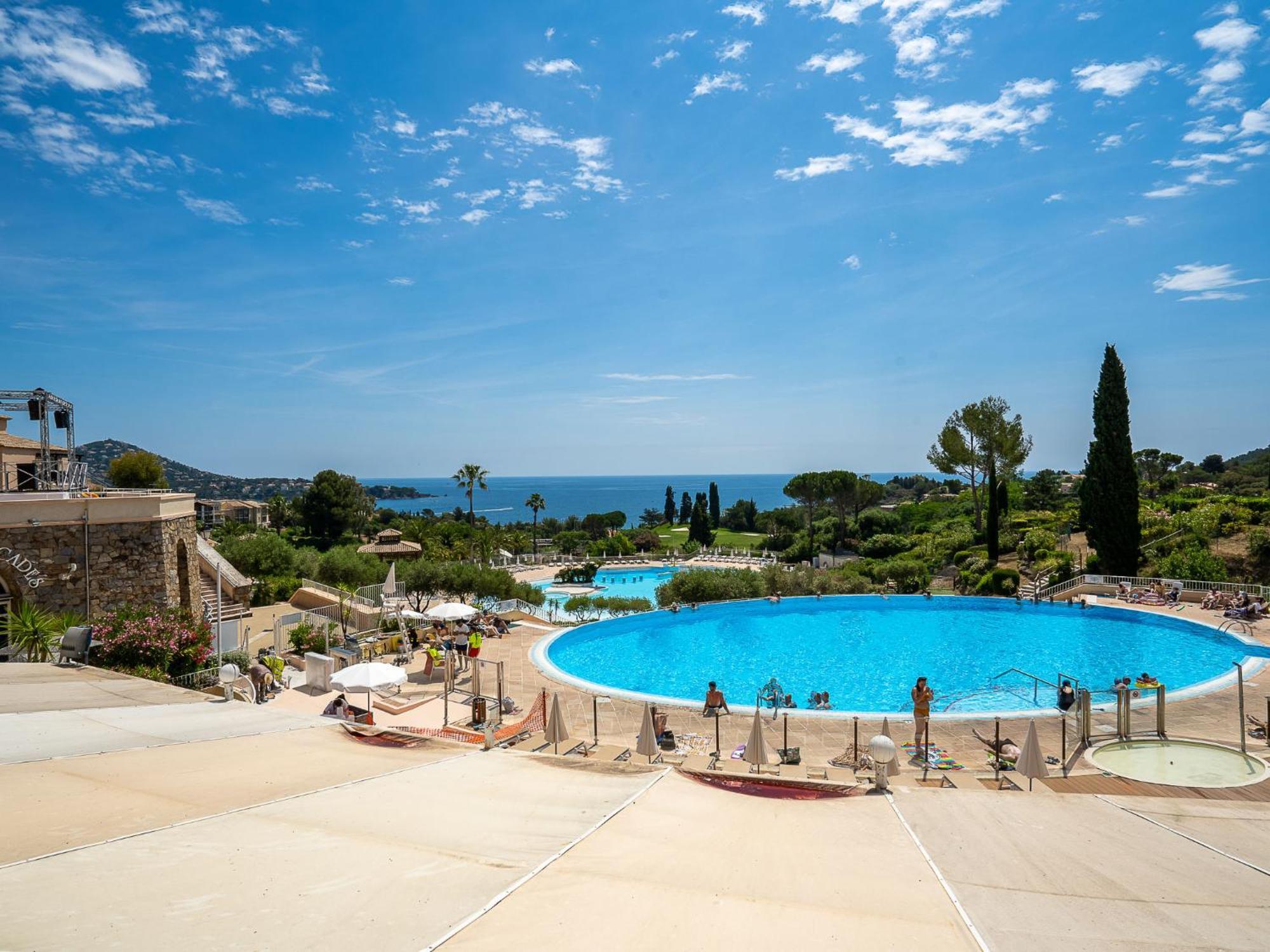Apartment Village Cap Esterel - Le Village-53 By Interhome Сен-Рафаэль Экстерьер фото